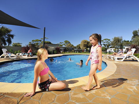 NRMA Eastern Beach Holiday Park - Accommodation Search 0