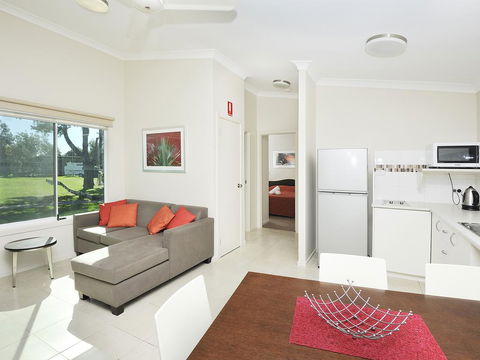 NRMA Eastern Beach Holiday Park - Accommodation Search 3