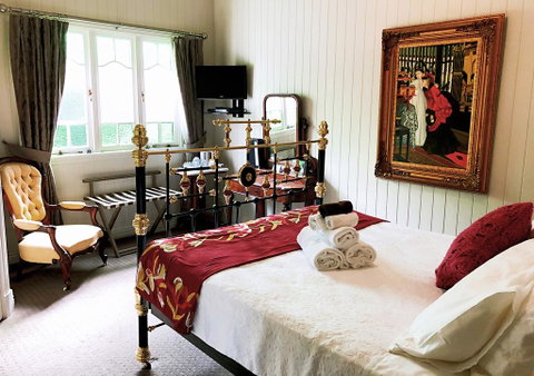 Number 12 B&B - Accommodation Search 3