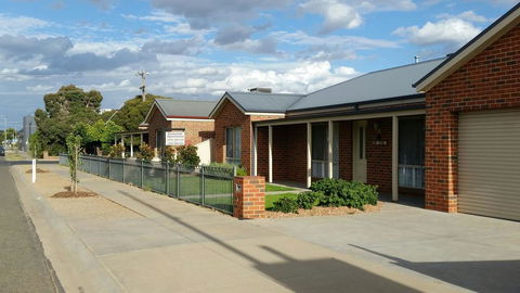 Numurkah Apartments - The Saxton - Accommodation Search 0