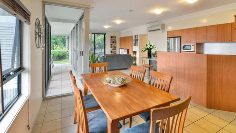 Oasis 1 On Hamilton Island - Accommodation Search 3