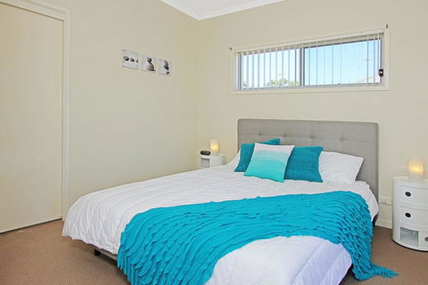 Ocean 1/42, Mollymook - Accommodation Search 2