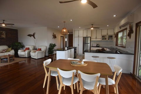 Ocean Breeze - Accommodation Search 3