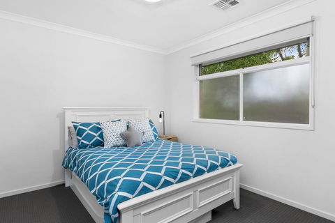 OCEAN BREEZE Family Home - Accommodation Search 3