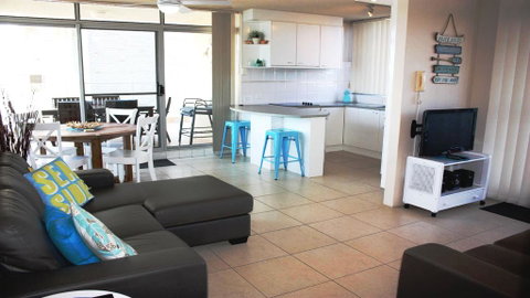 Oceanic 1 - On Forster Main Beach! - Accommodation Search 2