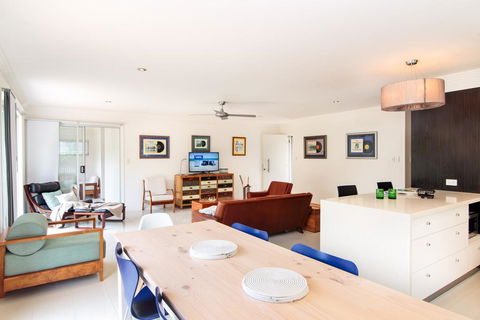 Oceanic Dr 133 - WHALE WATCHERS DELIGHT - Accommodation Search 0