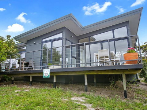 OCEANS 12 - Modern Ocean View Villa - Accommodation Search 3