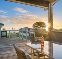 Oceans Eight - Accommodation Search