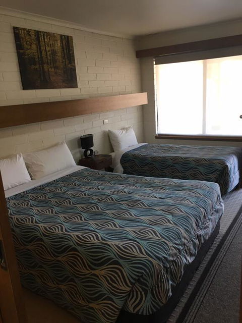 Orana Motor Inn - Accommodation Search 1