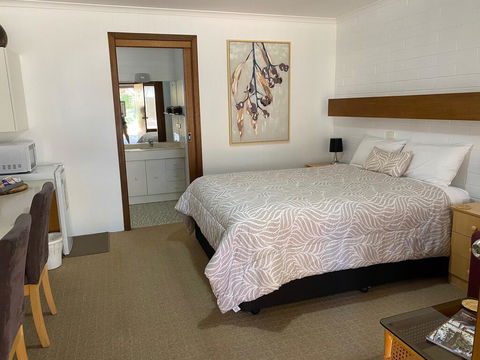 Orana Motor Inn - Accommodation Search 0
