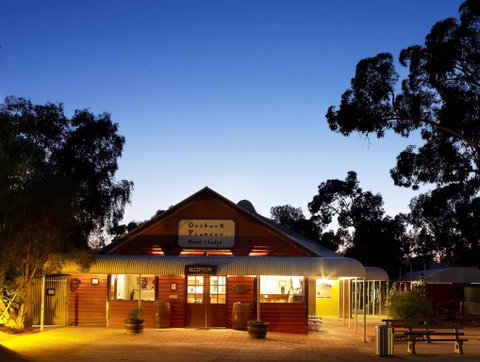 Outback Pioneer Hotel - Accommodation Search 0