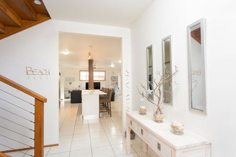 OUTRIGGER - Accommodation Search 2