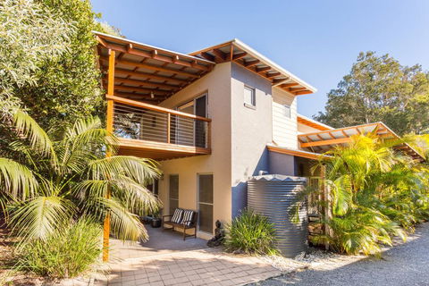 OUTRIGGER - Accommodation Search 0