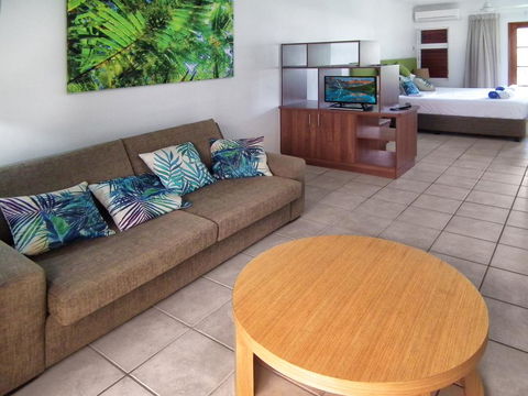 Palm Cove Beach Retreat - Accommodation Search 3