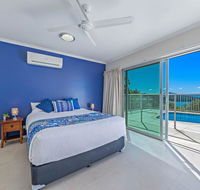 Panoramic Island Views - Shute Harbour - Accommodation Search