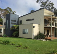 Paradise by the Bay - Accommodation Search
