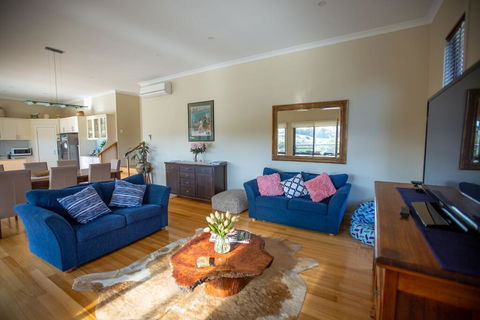 Paula's Place 8 Ti Tree Close Robe - Accommodation Search 0