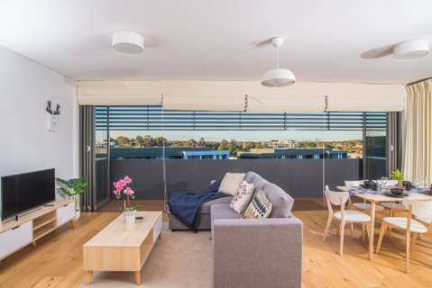 PEAK EAST 2bed2bath APT @Ryde SO RELAXING - Accommodation Search 0