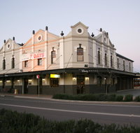 Peden's Hotel - Accommodation Search