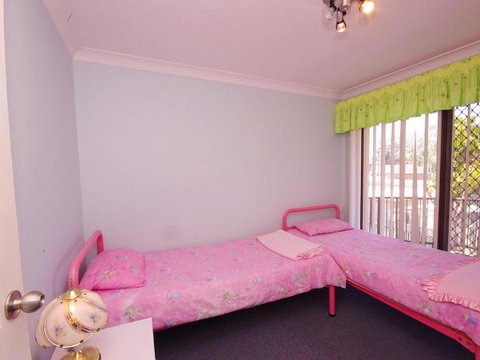 Pelican Place - Accommodation Search 2