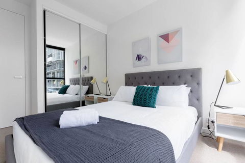 Perfect Location 2 Bdrs Apartment@Glen Waverley - Accommodation Search 2