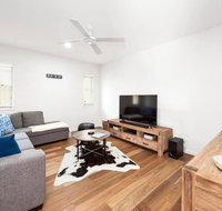 Pet Friendly new house Peregian Breeze Drive Peregian Beach - Accommodation Search