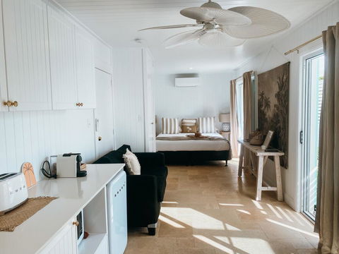 Pineapple Studio Byron Bay - Accommodation Search 1
