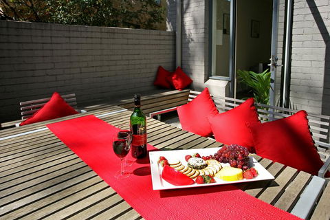 Plum Serviced Apartments North Melbourne - Accommodation Search 3