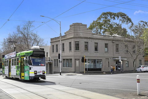 Plum Serviced Apartments North Melbourne - Accommodation Search 0