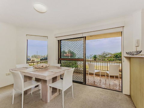 POINTVIEW LODGE, UNIT 2 - Accommodation Search 1