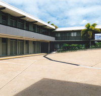 PRECINCT HOTEL GLADSTONE - Accommodation Search
