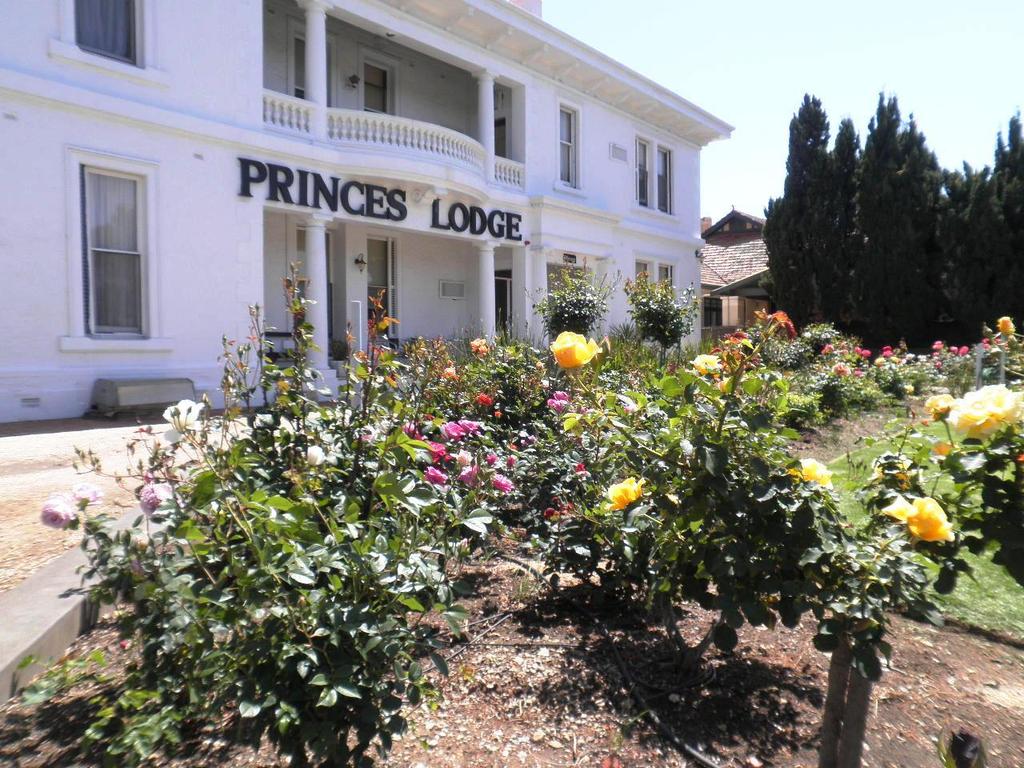  Accommodation Search