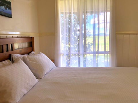 Promhills Cabins - Accommodation Search 0