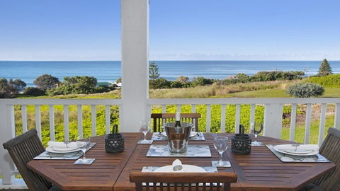 Quarterdeck 23 - WiFi - Accommodation Search 0