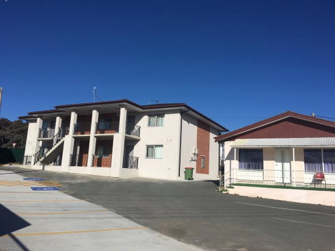 Rainbow Motel - Accommodation Search 1