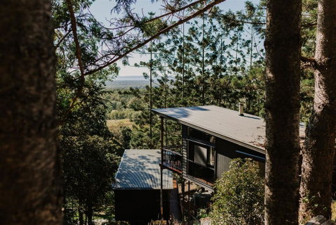Rainforest Gardens - Luxury Hillside Chalets With Views To Bay & Islands - Accommodation Search 1