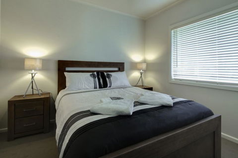 Reardon Place - Moments From The Family Friendly Pea Soup Cove - Accommodation Search 2