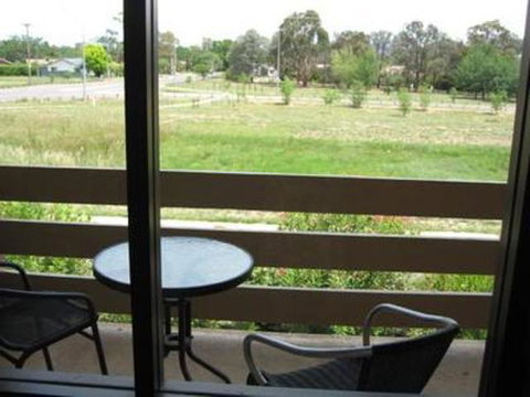 Red Cedars Motel - Accommodation Search 3