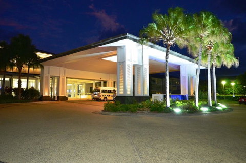 RESORT ON THE BEACH 2214/2215 - Accommodation Search 3