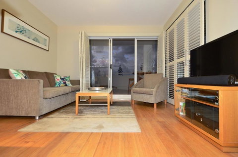 RESORT ON THE BEACH 2214/2215 - Accommodation Search 2