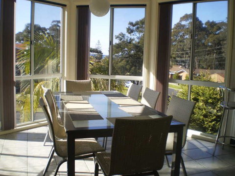 Retreat On Surf Beach - Accommodation Search 1
