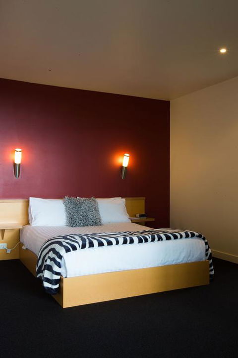 River Vineyard Retreat - Accommodation Search 3