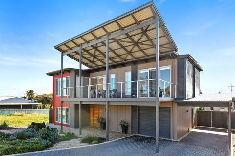 RiverSea Goolwa Beachhouse - WiFi - Pet-Friendly - Accommodation Search 0