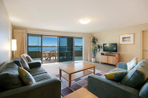 Riverside Holiday Apartments - Accommodation Search 3