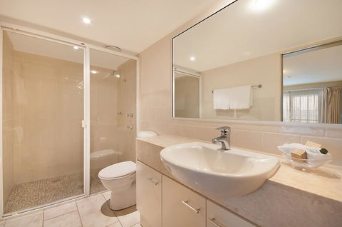 Riverside Holiday Apartments - Accommodation Search 1