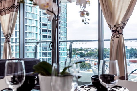 Riverside Living In Portside Wharf Hamilton - Accommodation Search 3