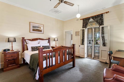 Riversleigh House - Accommodation Search 2