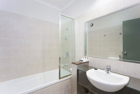 Rocklea International Motel - Accommodation Search 1