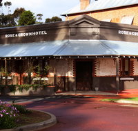 Rose  Crown Hotel - Accommodation Search