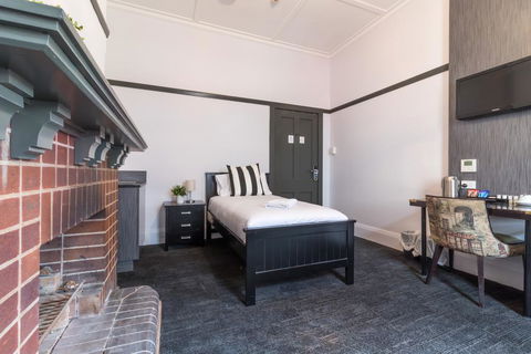 Royal Hotel Ryde - Accommodation Search 1